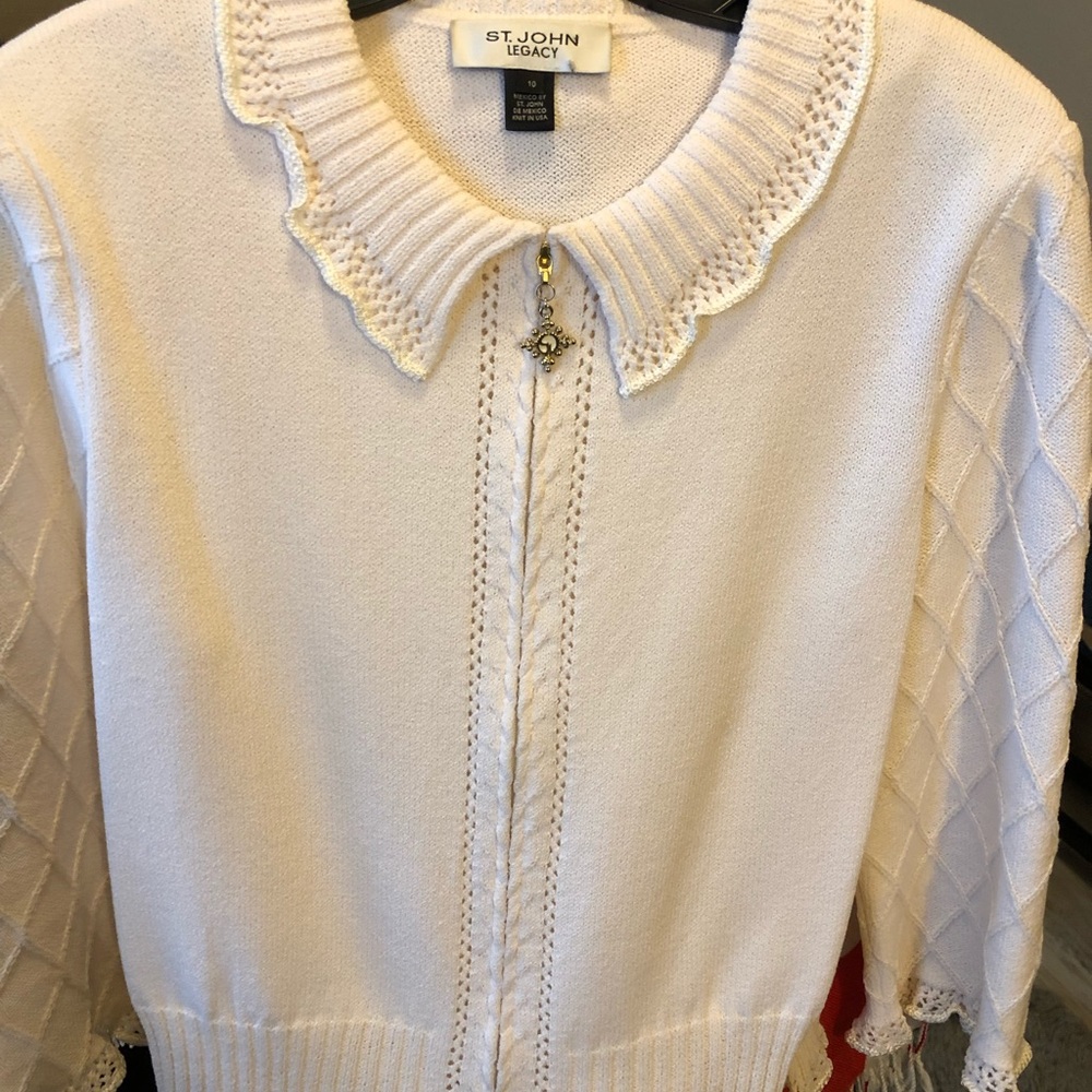 St. John cream jacket a must have!
